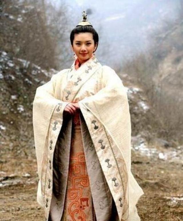 你认识神探狄仁杰里的黑衣天王吗她叫苑冉她演过这些剧