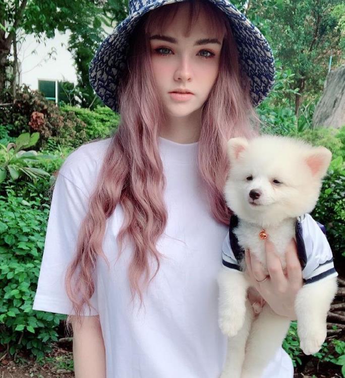 泰国女子因丑被嘲笑,通过整容大变样,今成当红名模收入可观