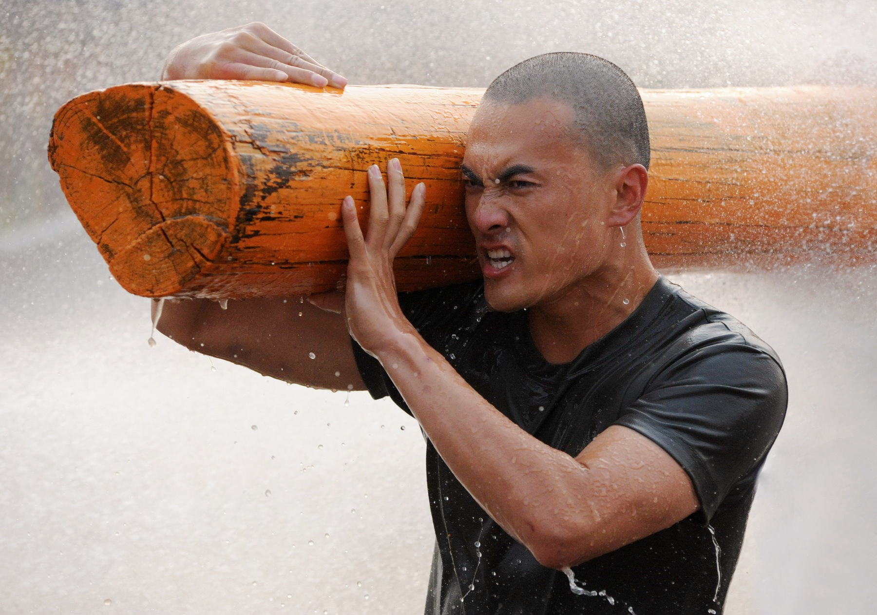 兵王传奇定档赫子铭版李云龙来袭硬汉气质喷薄而出