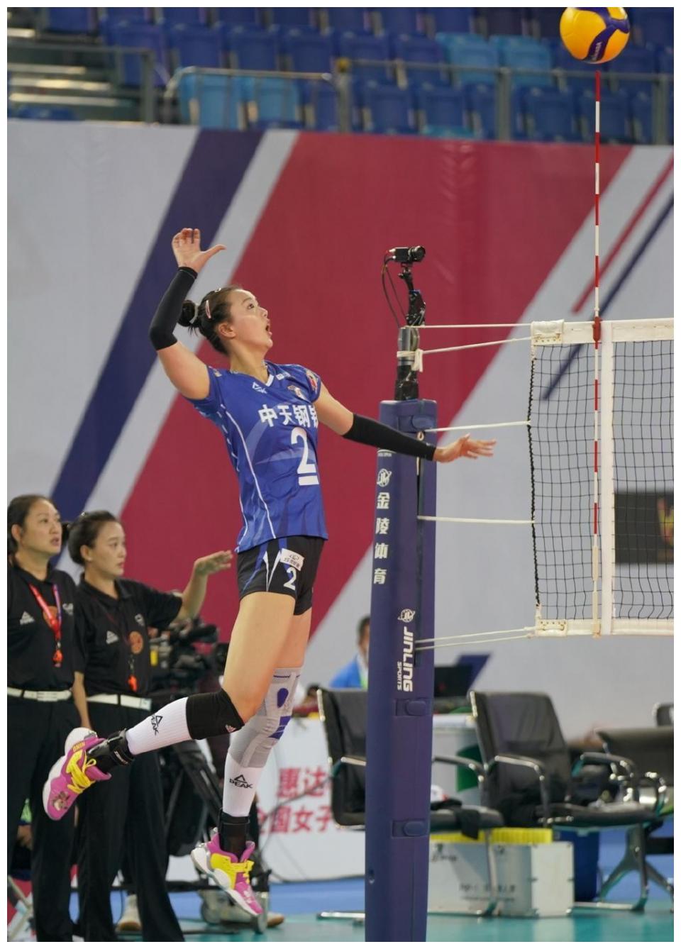 195米的张常宁真漂亮21的吴冠希真是帅气两人合照腿抢镜