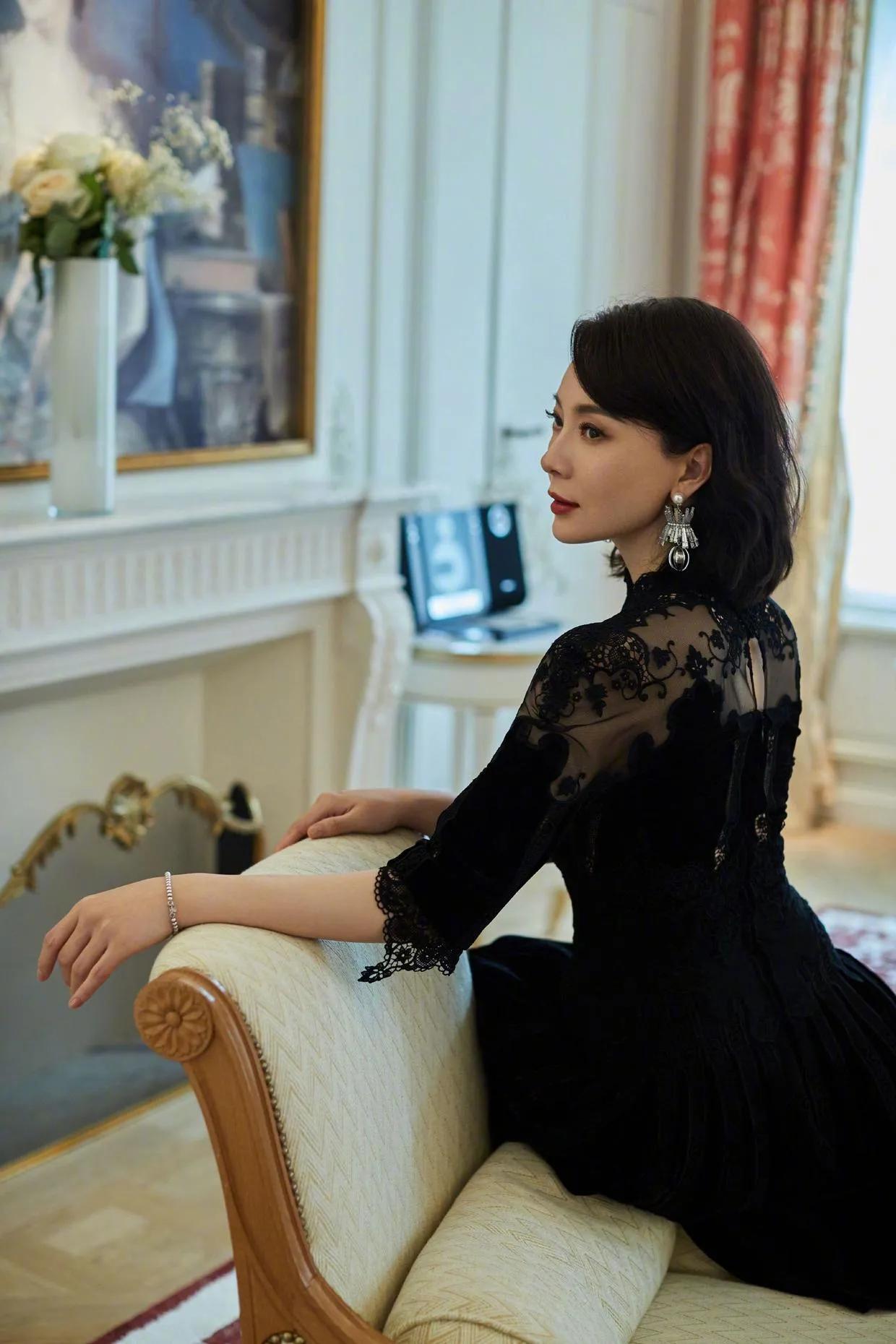 陈数气质惊艳楚楚动人