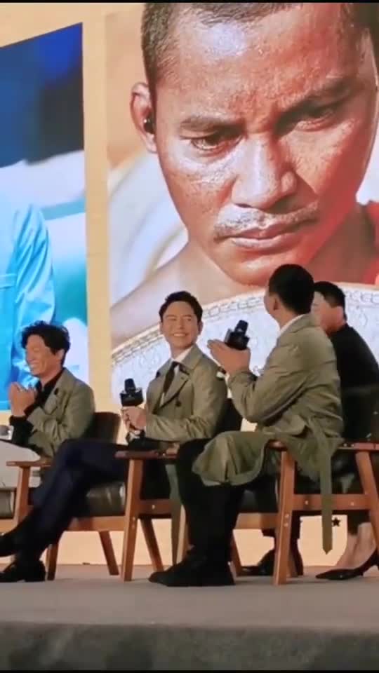 拳王托尼贾和温柔的泰语太违和了金鸡百花电影节唐人街探案3