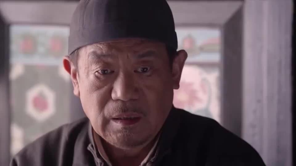 老农民:马大头藏金银财宝,竟连儿子都不相信,要亲自藏匿