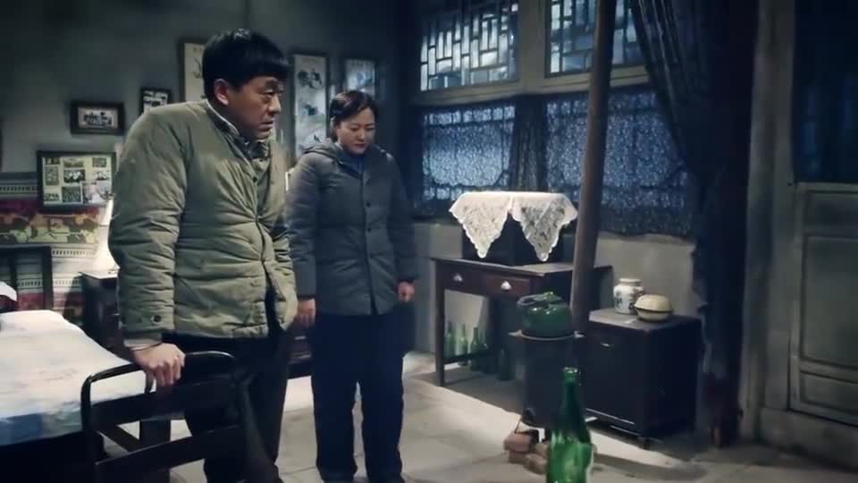 00:00 01:32 01:32 为您推荐: 得知秦淮茹要把表妹介绍给傻柱,许大茂