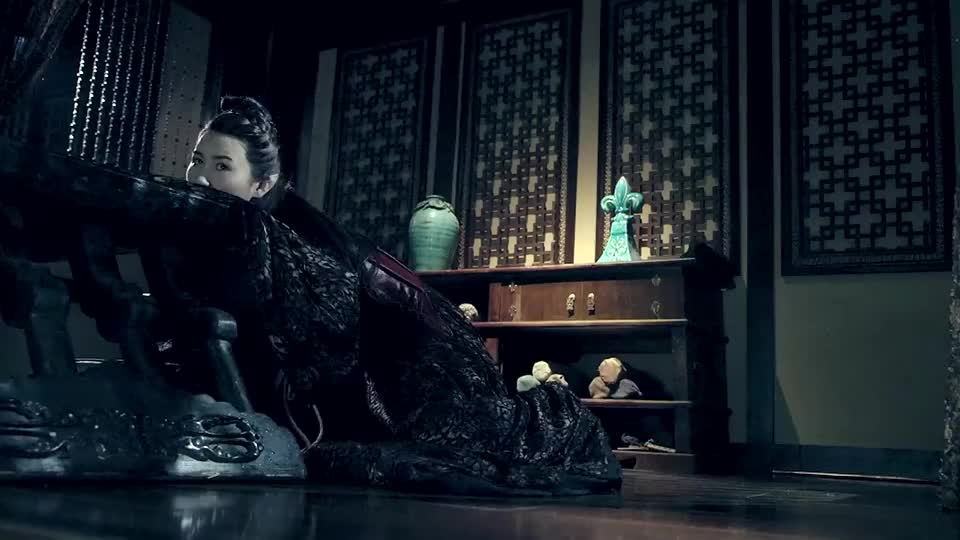 青丘狐传说狼妖偷到宝贝想跑被翁长亭发现