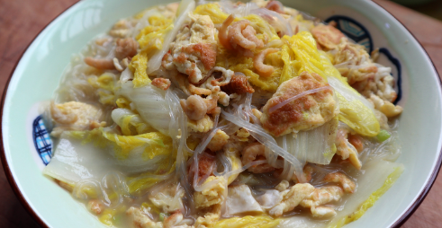 山东小伙烩白菜的做法,不放一两猪肉,多加两样食材,比肉还好吃