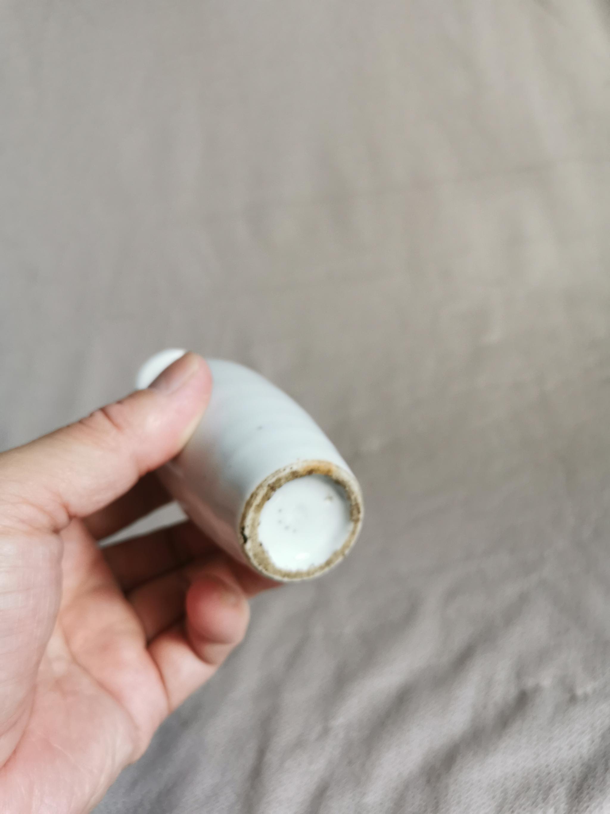 清初期白瓷柳叶瓶