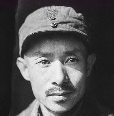 八路军成立之初三个师的政委都是谁一人成元帅两年英年早逝