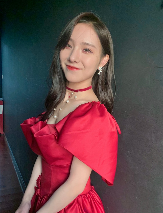 美女歌手gnz48-唐莉佳迷人写真美照好美