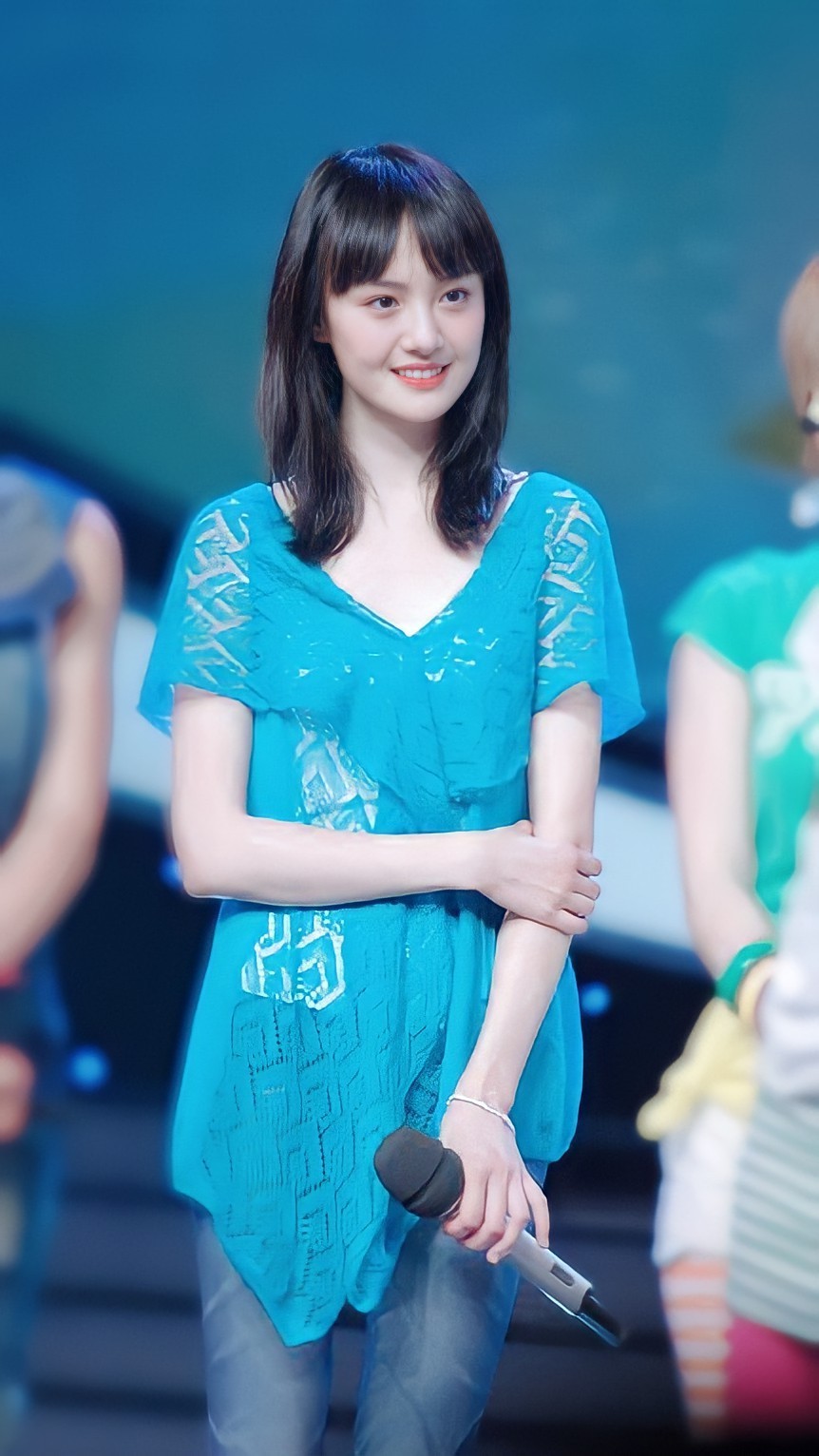 氧气美女郑爽照片136_高清图集_新浪网