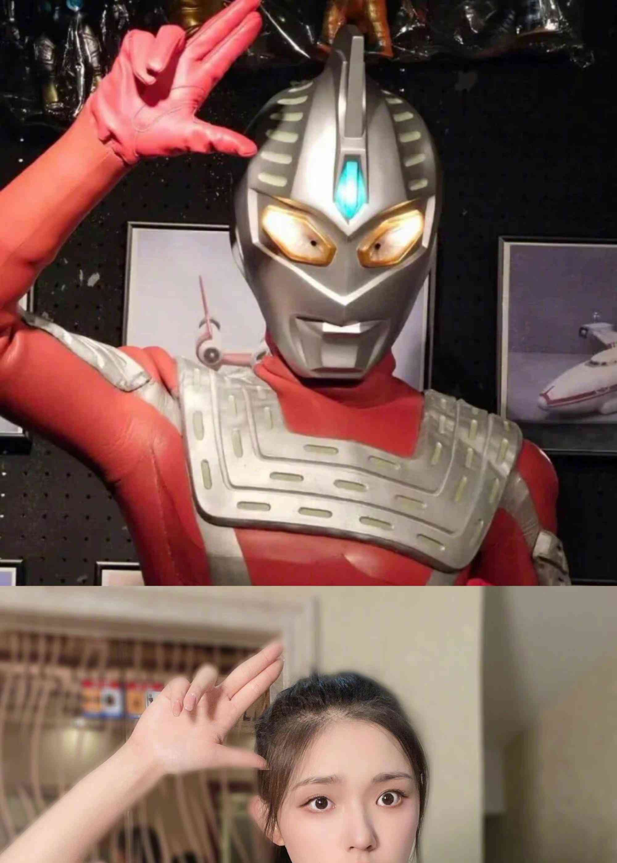 林允又搞怪,模仿奥特曼拍照惟妙惟肖,紫色t恤配短裙如中学生_高清图集