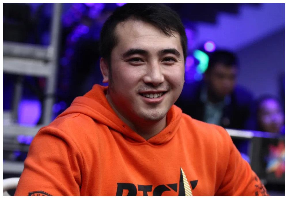 大东翔搏击俱乐部,以培养中国职业格斗明星为目标,不以盈利为目的.