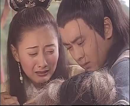 绝代双骄:铁战临终交代后事,将女儿托付给小鱼儿,铁心兰泪崩了