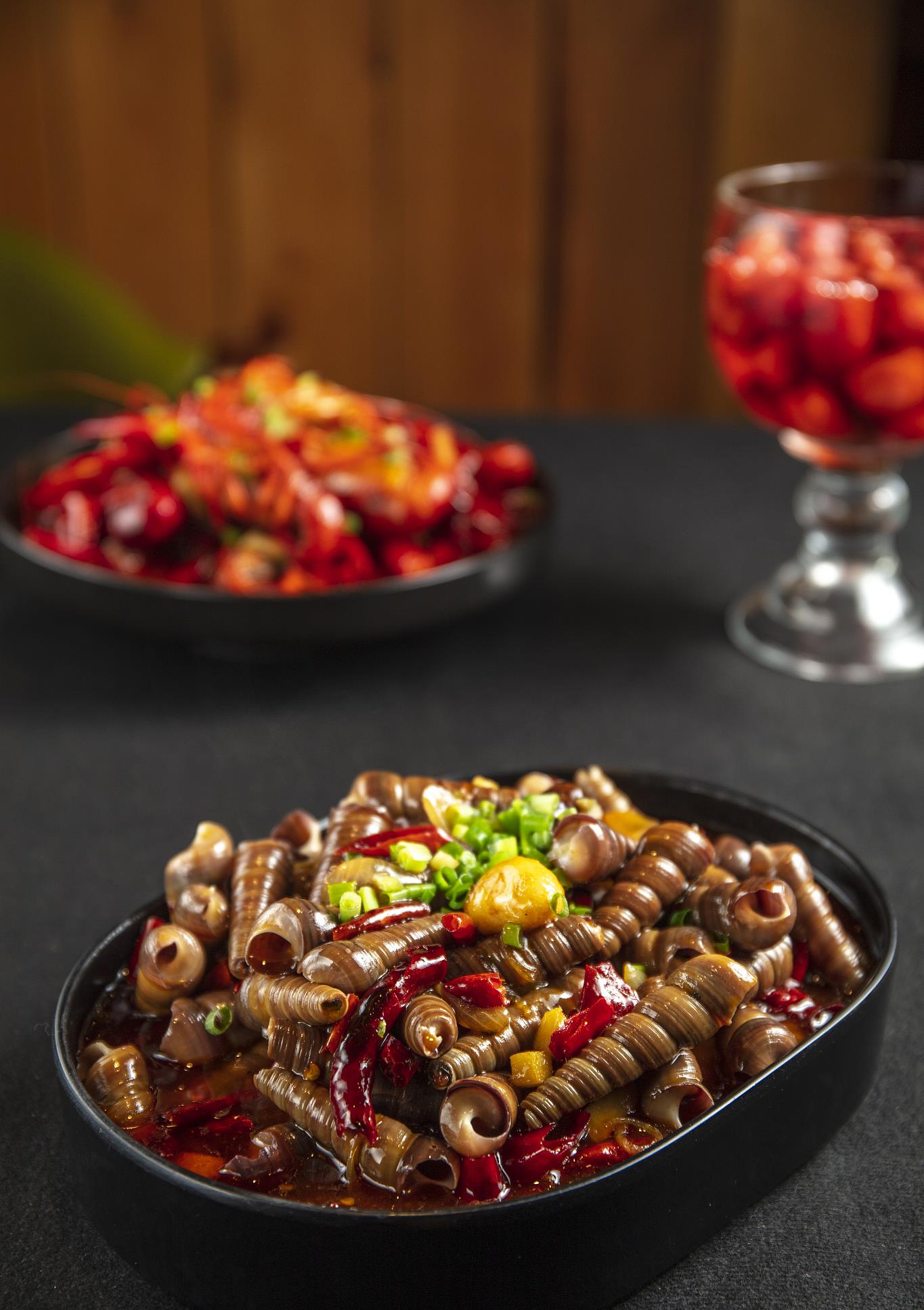 饭店的炒钉螺为什么麻辣好吃又入味很多人搞不懂看大厨如何做