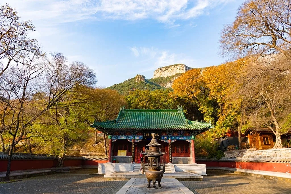 1 / 5 这就是灵岩寺.