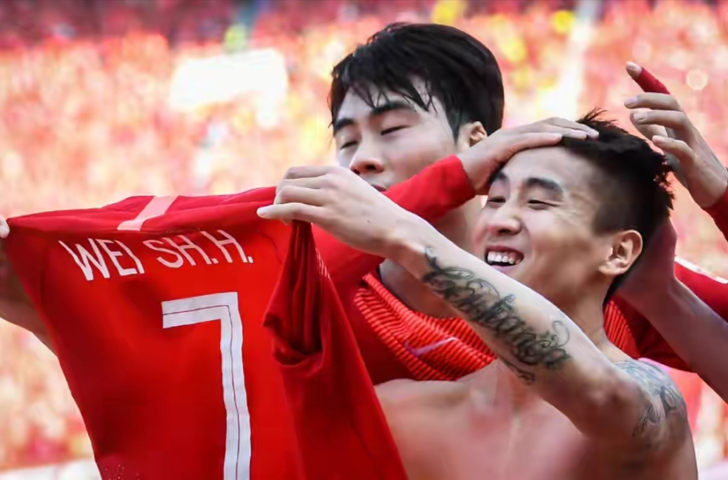 泰山队迎回韦世豪正在无限放大，但如今泰山却遇到了一大对手休闲区蓝鸢梦想 - Www.slyday.coM