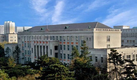 有的重点大学,像武汉水利电力学院,武汉测绘科技大学,长春地质学院