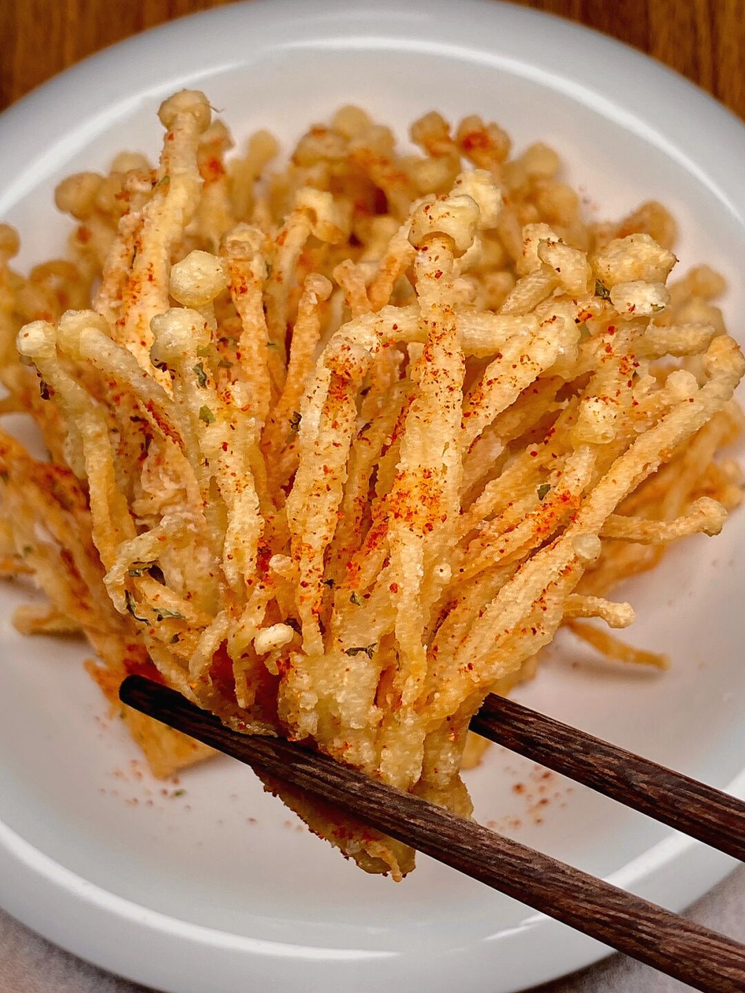 超简单的炸金针菇外酥里嫩香脆可口好吃到根本停不下来