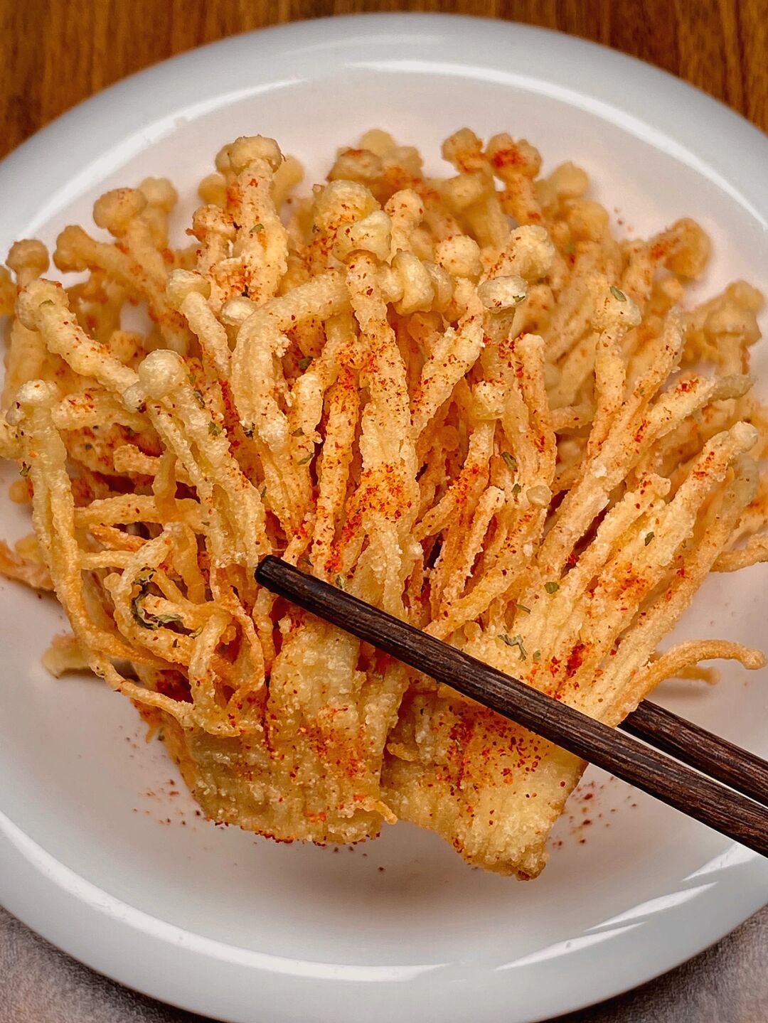 超简单的炸金针菇外酥里嫩香脆可口好吃到根本停不下来