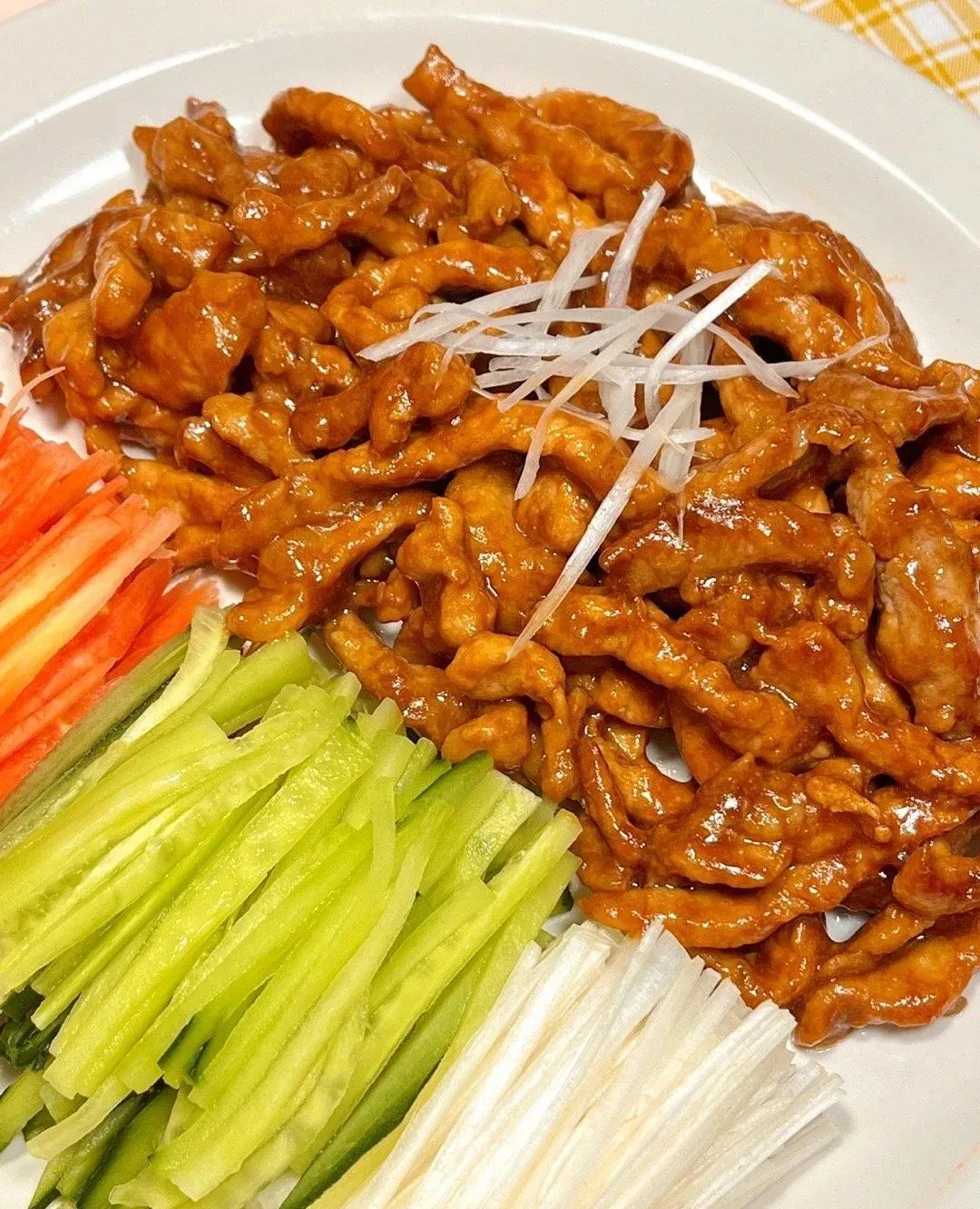 生活小技巧京酱肉丝卷