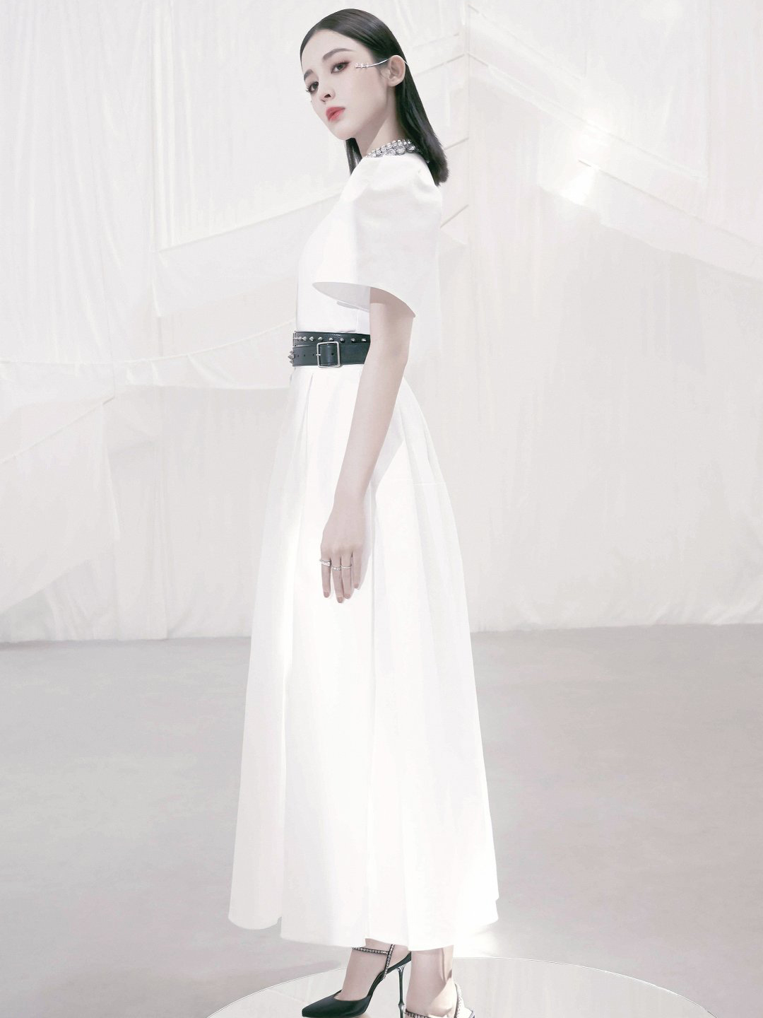 古力娜扎撞衫姚晨同款白色长裙风格差距这么大