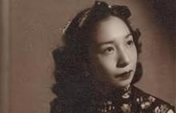 最美军统女人，三个都爱慕戴笠，有一个竟被关进疯人院休闲区蓝鸢梦想 - Www.slyday.coM