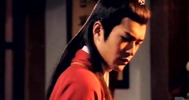 古龙高手排行榜_古龙武侠剧《圆月弯刀》高手实力排名,丁鹏与魔教教主并列第二