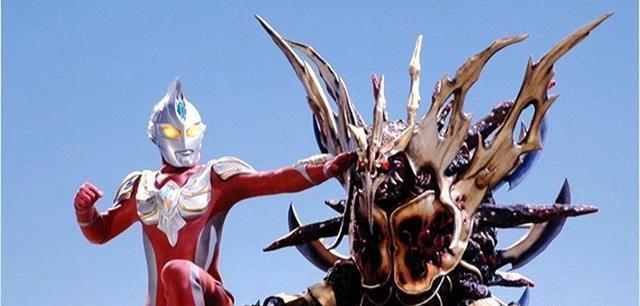 奥特曼银河格斗德拉西翁vs卡拉法尔大帝到底谁的实力更强