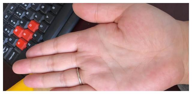 掌中悬鱼绣龙虎榜上留有什么说法悬鱼纹有啥寓意你有吗