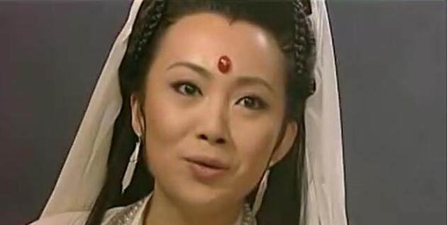 第五位是观音菩萨,由傅羽佳饰演,也是很漂亮的.