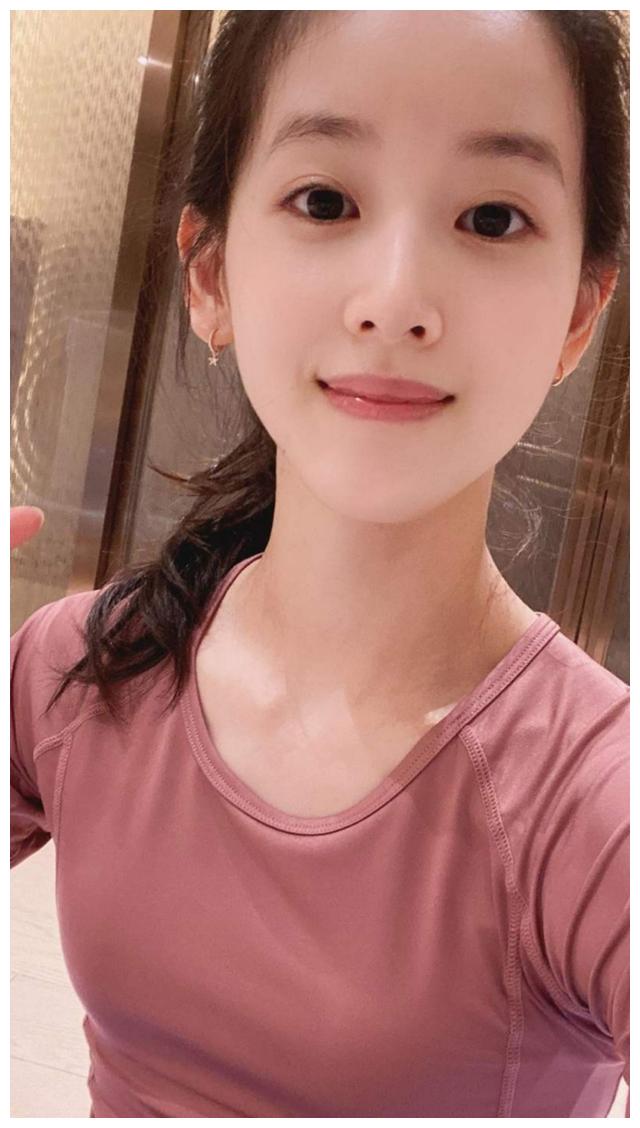 富太太章泽天转变大,健身打拳聊女儿,不再与刘强东秀恩爱