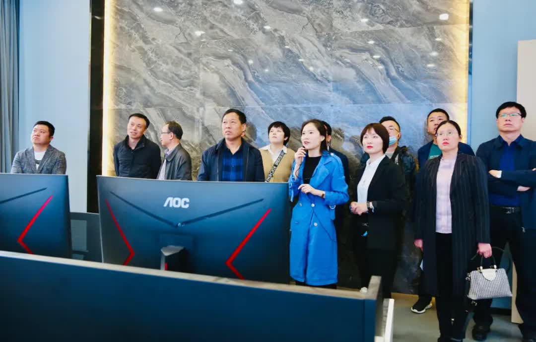 好吃运城·云购五一电商促消费活动启动仪式在理想创业大厦召开
