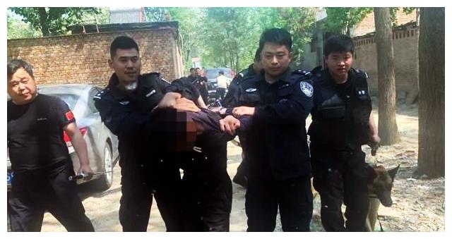 山东冠县一男子出狱后“恋上”飞车抢包，所在村庄忽然出现了警犬