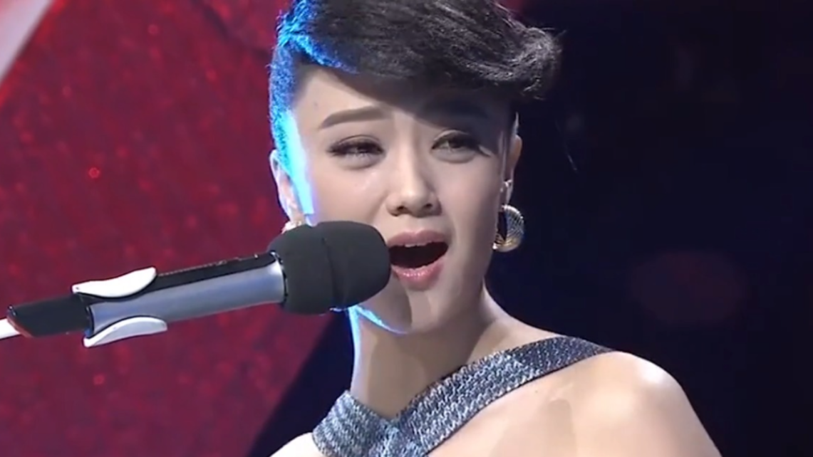 玖月奇迹王小玮太美了双排键边弹边唱鸿雁听多少遍都不够