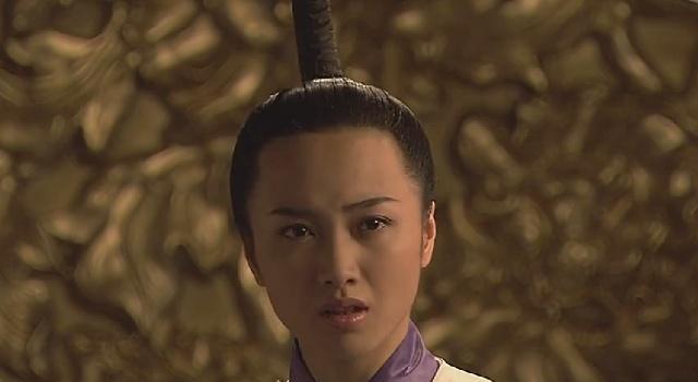 她的厉害之处在于血灵并非一个人,而是一对双胞胎姐妹,小梅和小凤