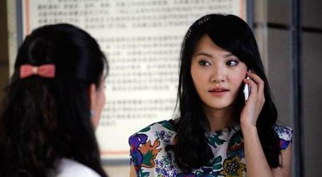 给她送钱看到她沙发上的衣服,我转身就走|小姑子|刘真|衣服_新浪新闻