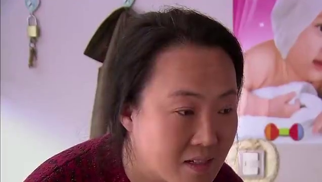 乡村爱情:刘能媳妇去广坤家里,他正在睡觉把他叫醒