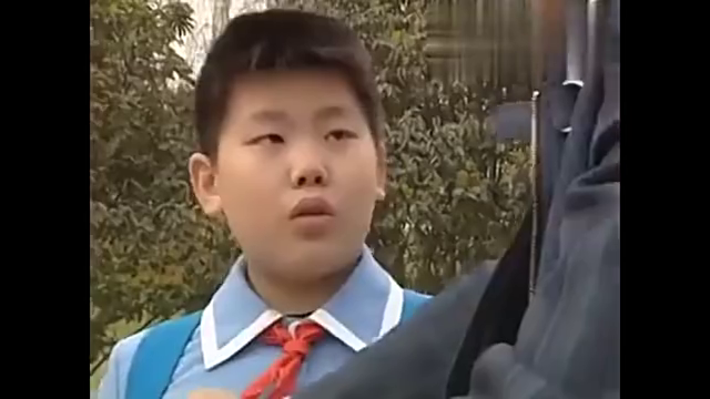 快乐星球:马翔宇让东方老师看他的演讲稿,还在说乐乐的坏话