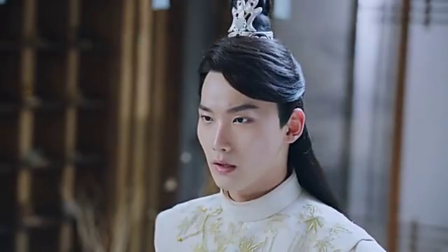 八王爷跟墨连城抢曲檀儿,曲檀儿暗自高兴觉得有福气