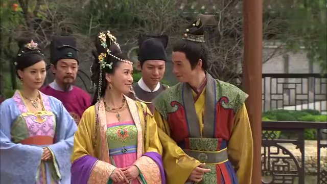 昭阳公主婚后回宫,大公主施计恶整新驸马,金多禄被当成活靶子