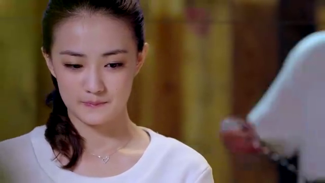 妻子的谎言:冬旭遇到了佳媛,佳媛很是腼腆,冬旭对佳媛很是抱歉