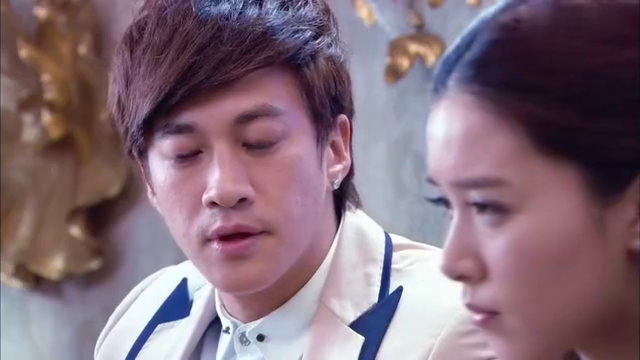 都市情感:叶琳回忆起章赫凡种种表现,意识到不妥,心中悲伤连连