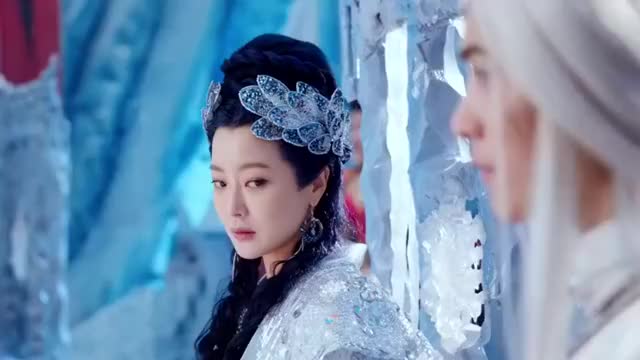 幻城莲姬不愧是第一美,一舞动人,把火王迷得团团转