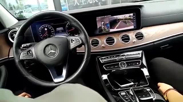 第一视角体验奔驰的自动泊车