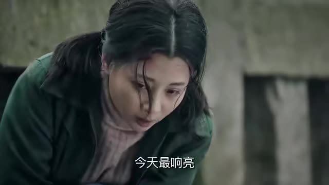 鸡毛飞上天：金水叔把房子卖了，替江河还钱，要求江河做他的女