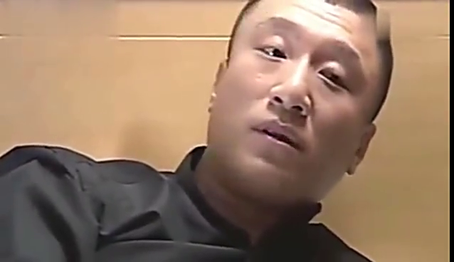 刘华强的原则,凡是结了婚的小弟,打打杀杀的事便不再找了