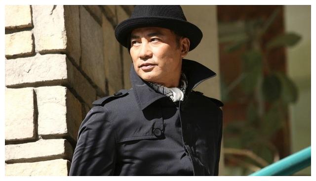 影视剧中的"黑老大"形象,个个令人毛骨悚然,你觉得谁更像?