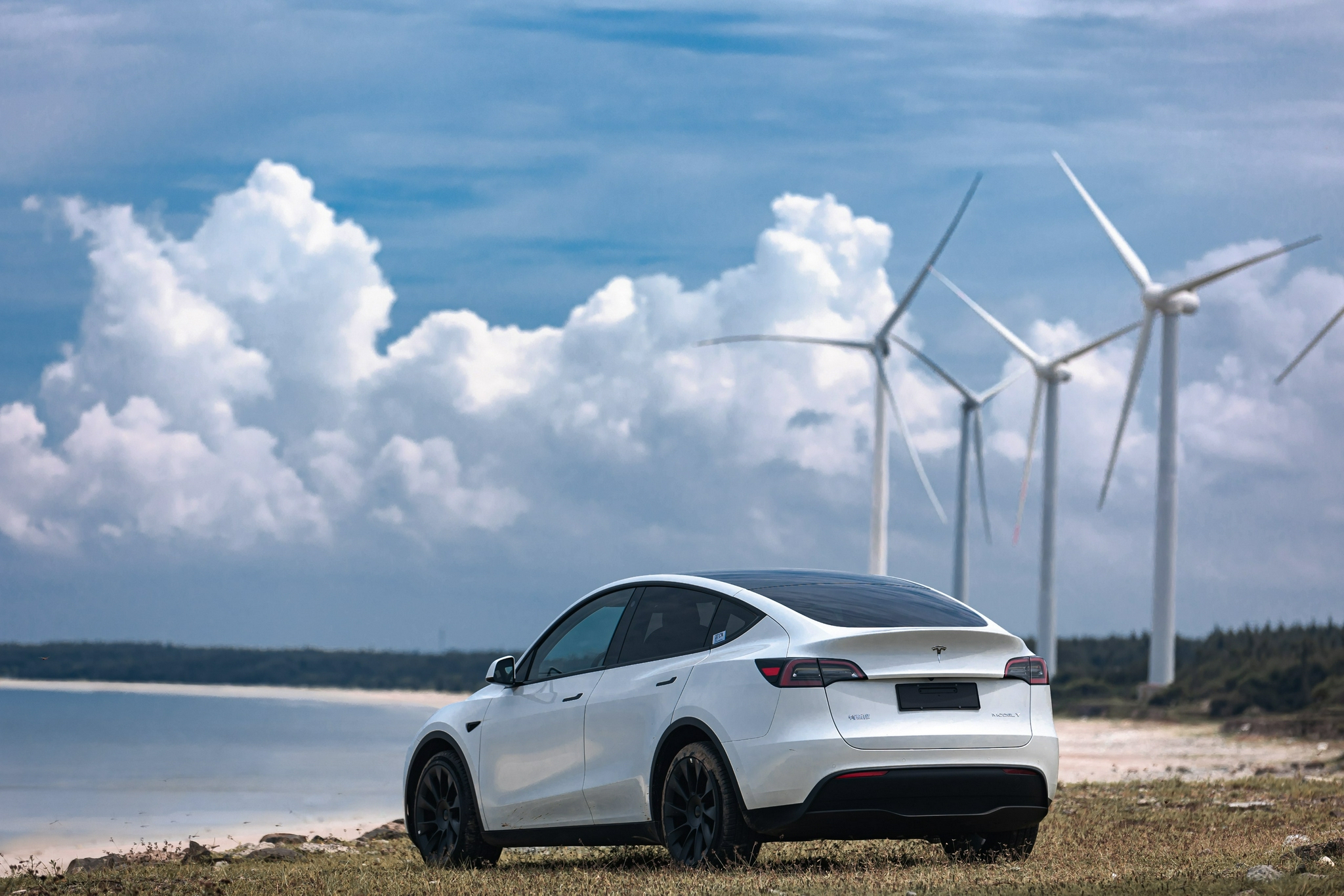 美国电动汽车税收抵免增加至12500美元但买特斯拉不行