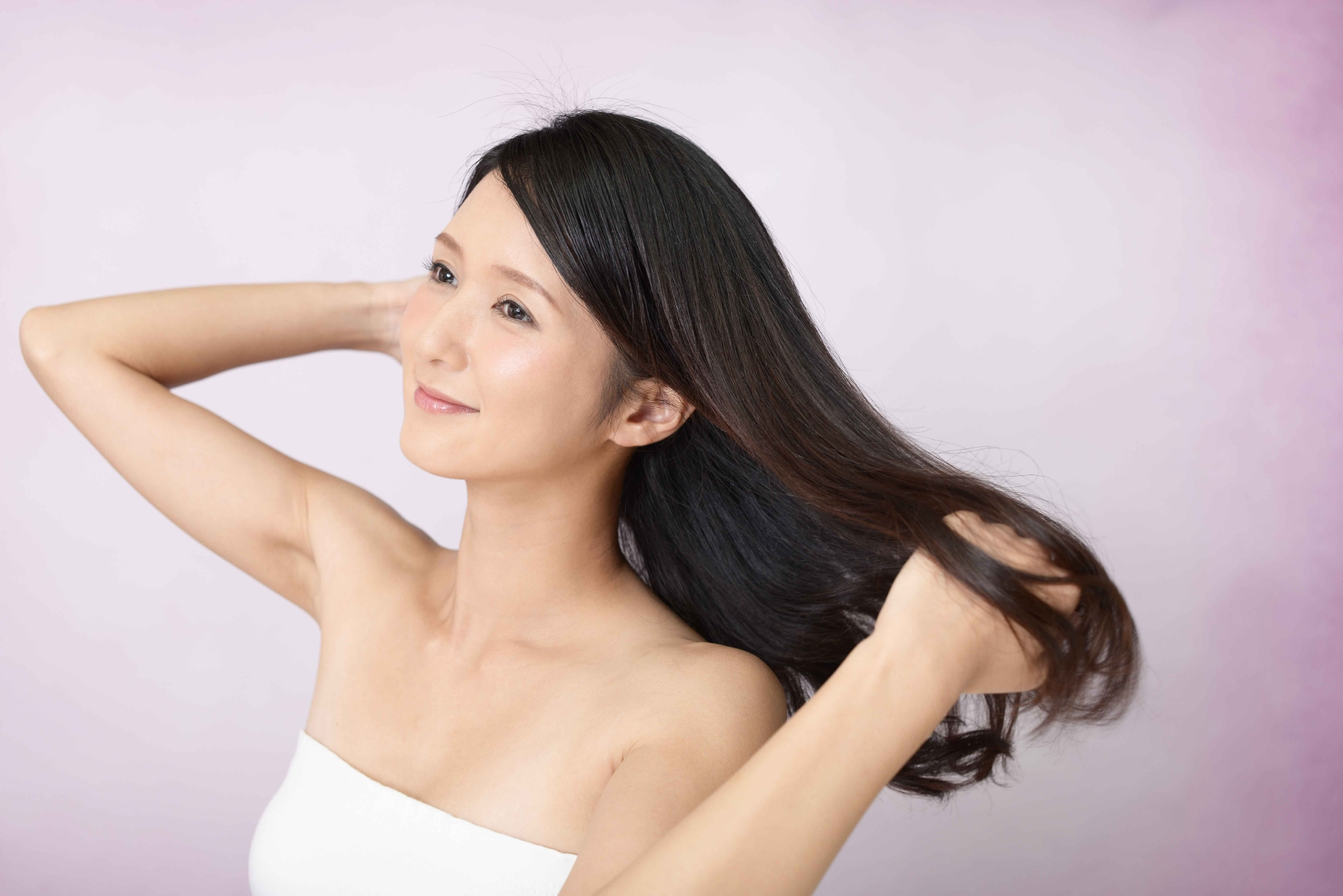 想要保养头发,注意这6个方法,或能拥有乌黑亮丽的秀发