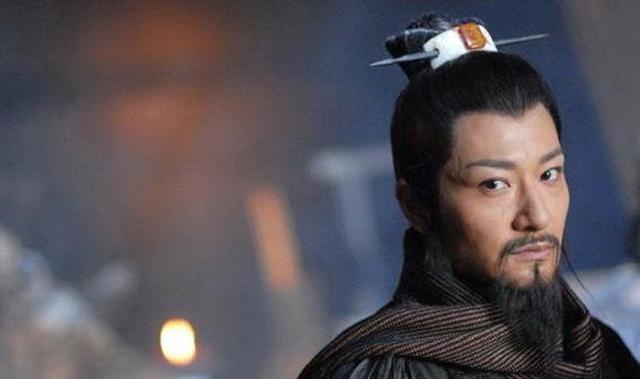 《水浒传》里朱仝因何会上梁山?此人最该负责,不是李逵,宋江